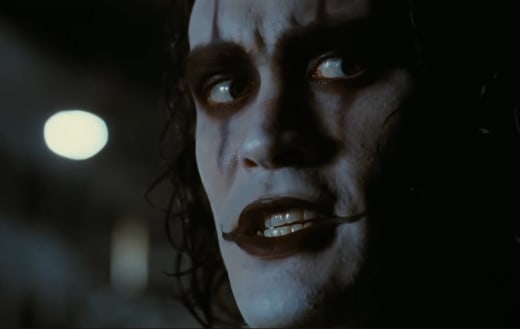 up close shot of eric draven in full supernatural mode